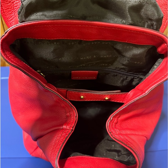 MARC BY MARC JACOBS Totally Turnlock Red Leather Backpack - Picture 7 of 11